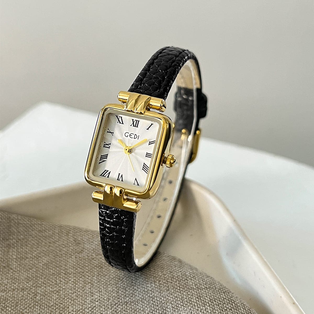 GEDI VINTAGE LADIES WATCH